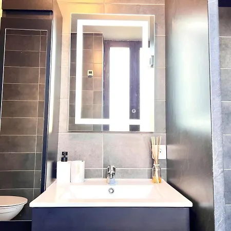 Spacieux T2 Avec Balcon شقة