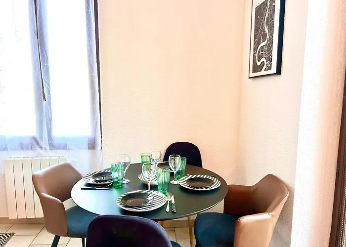 Spacieux T2 Avec Balcon Appartement *