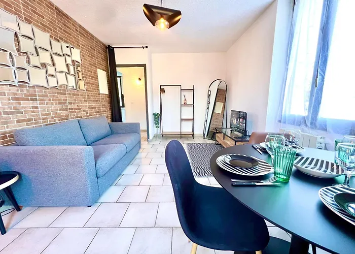 Spacieux T2 Avec Balcon Appartement